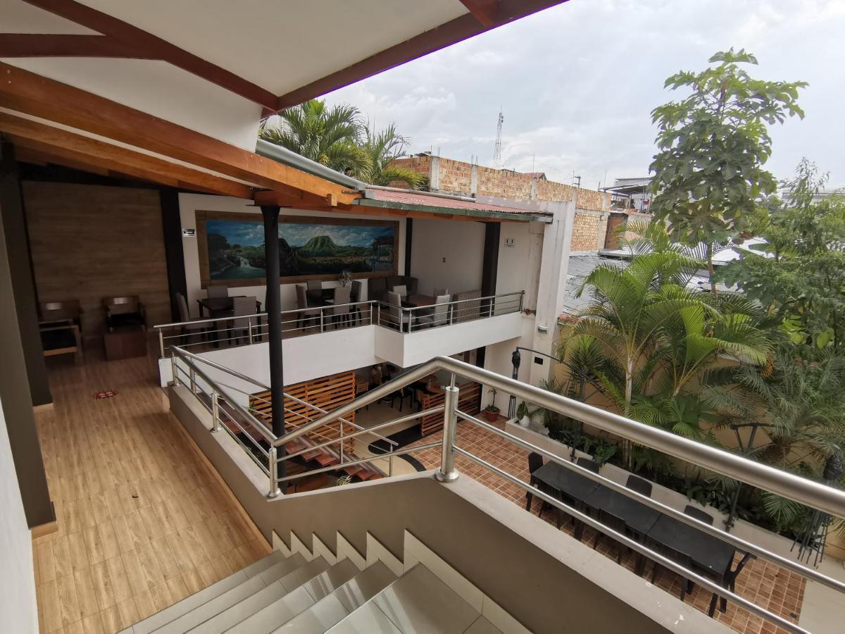 Murano Hotel Мойобамба Екстериор снимка