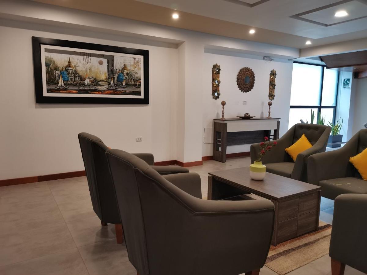 Murano Hotel Мойобамба Екстериор снимка