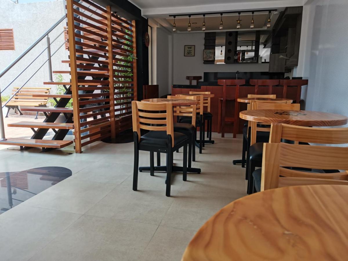 Murano Hotel Мойобамба Екстериор снимка