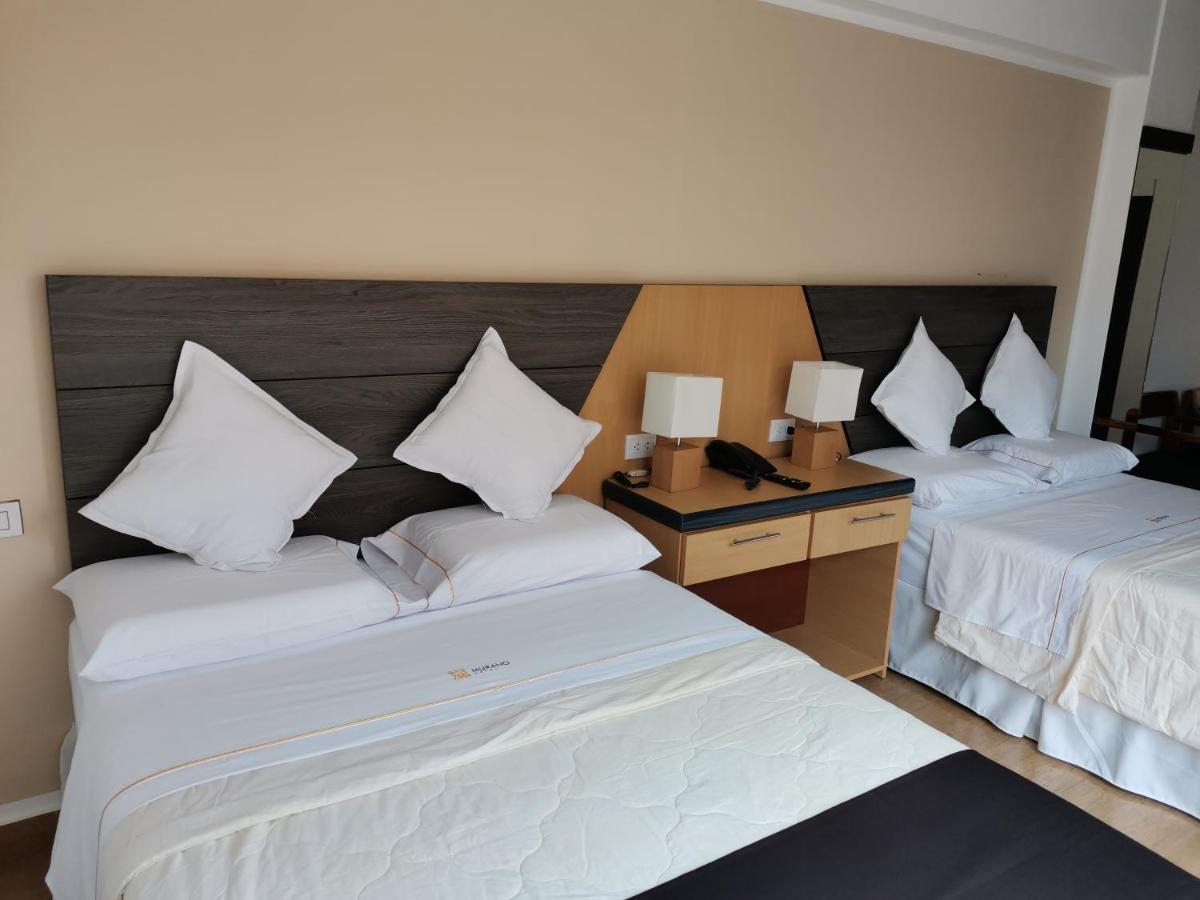 Murano Hotel Мойобамба Екстериор снимка
