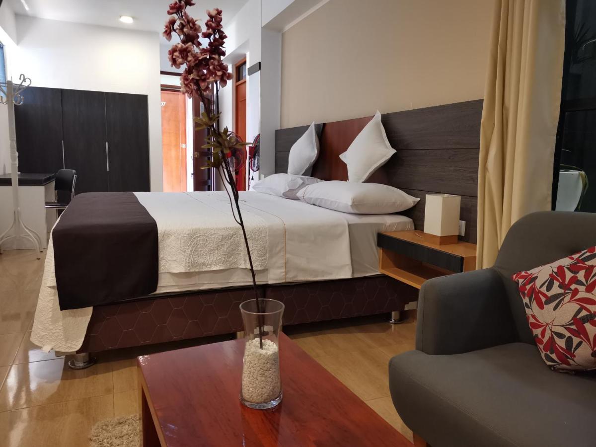 Murano Hotel Мойобамба Екстериор снимка
