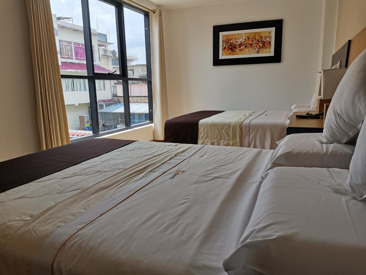 Murano Hotel Мойобамба Екстериор снимка